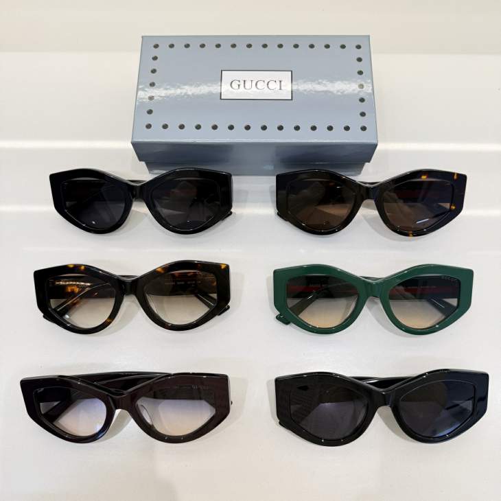 Picture of Gucci Sunglasses _SKUfw79165476fw